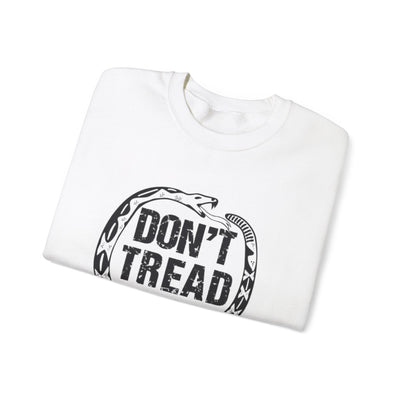 Don't Tread on Me Unisex Heavy Blend™ Crewneck Sweatshirt - Appeal to Heaven USA